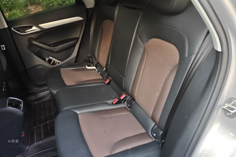 Audi Q3 2019 #19 Audi Q3 2019 car image #19