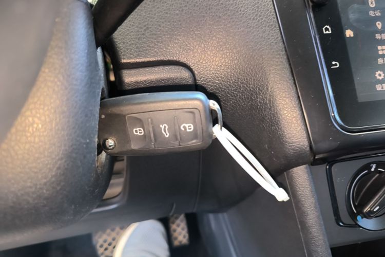 Volkswagen Polo 2019 #9 Volkswagen Polo 2019 car image #9