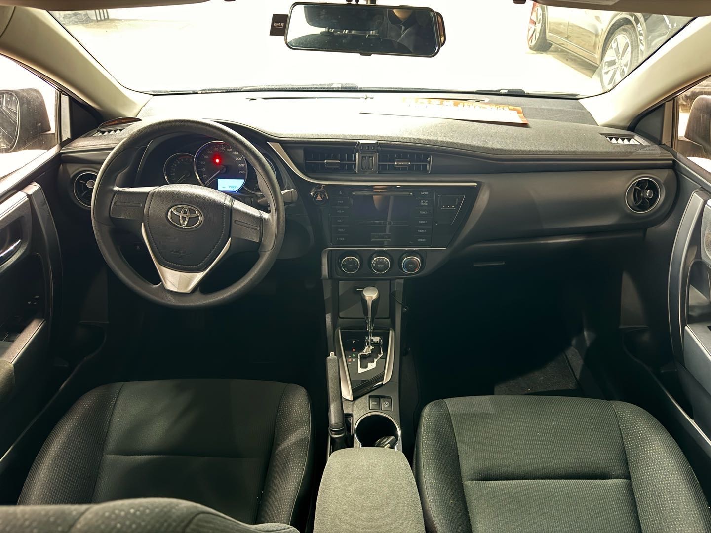 Toyota Corolla 2018 car image #8