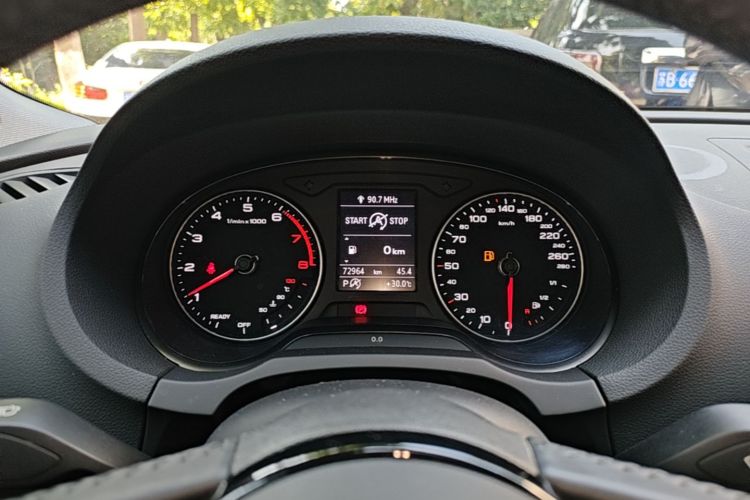 Audi A3 2019 immagine di auto #12