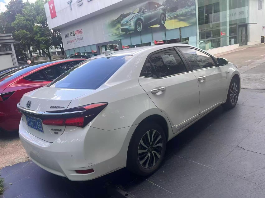 Toyota Corolla 2019 #2 Toyota Corolla 2019 car image #2