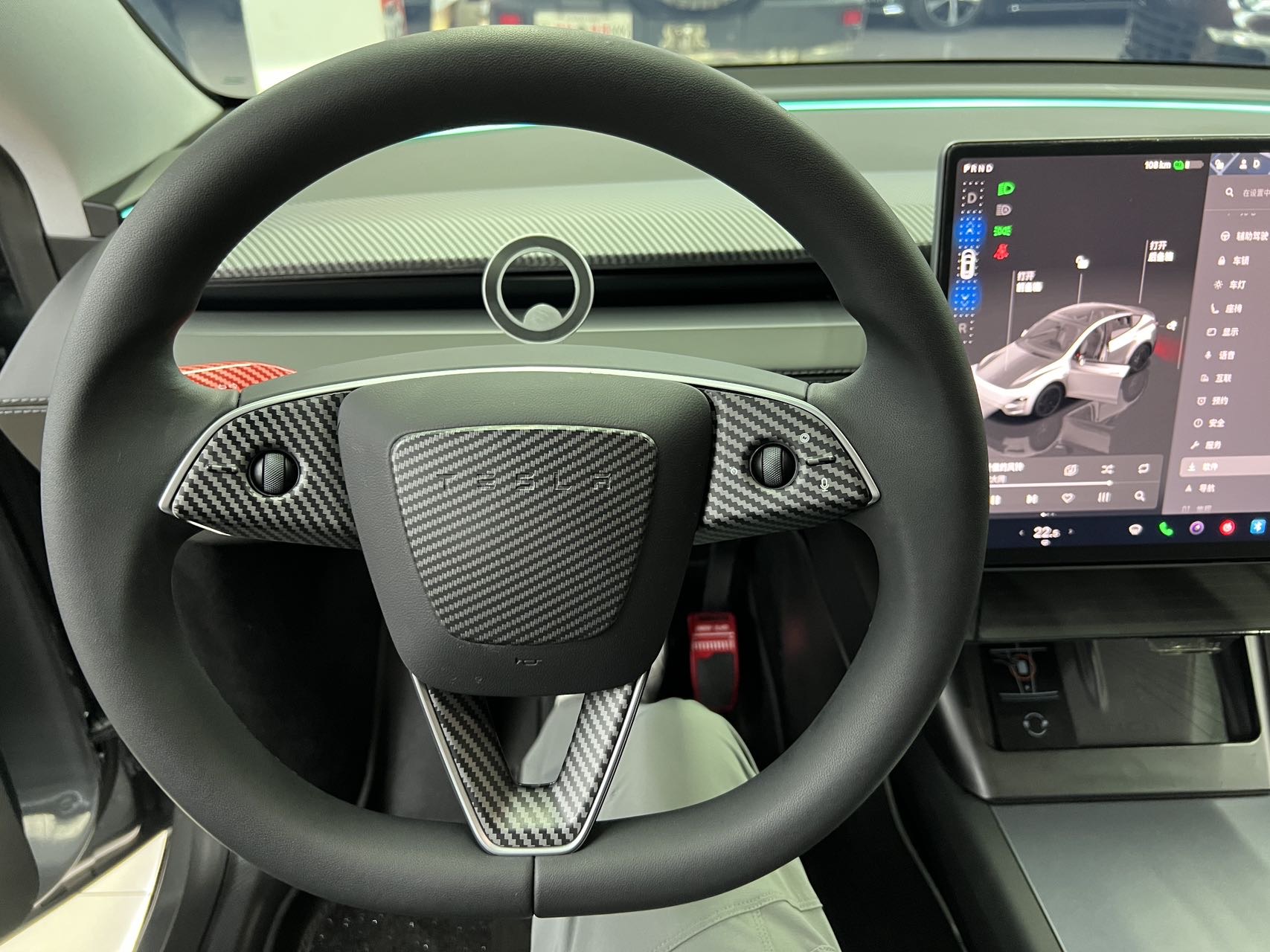 Tesla Model Y 2025 #12 Tesla Model Y 2025 car image #12