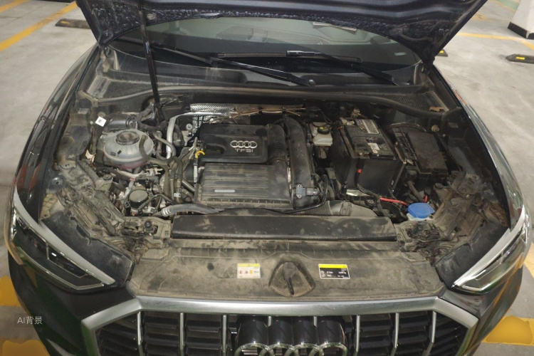 Audi Q3 2021 car image #22