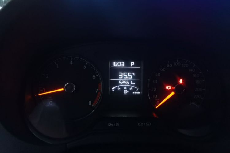Volkswagen Polo 2017 #12 Volkswagen Polo 2017 car image #12