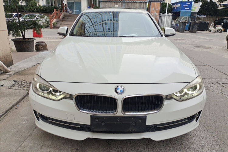 BMW 3 Series 2015 car image #3