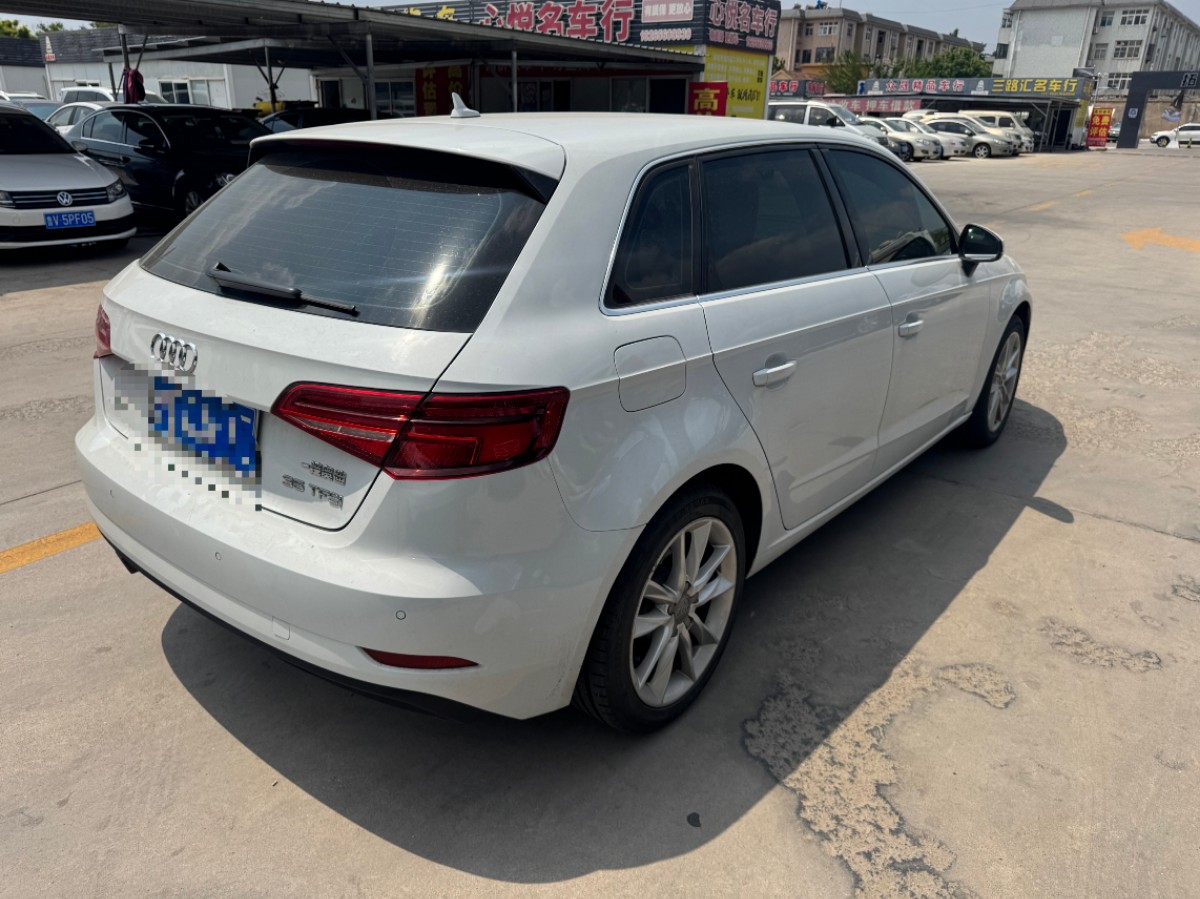 Audi A3 2018 car image #7
