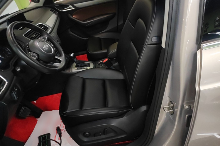 Audi Q3 2016 #15 Audi Q3 2016 car image #15