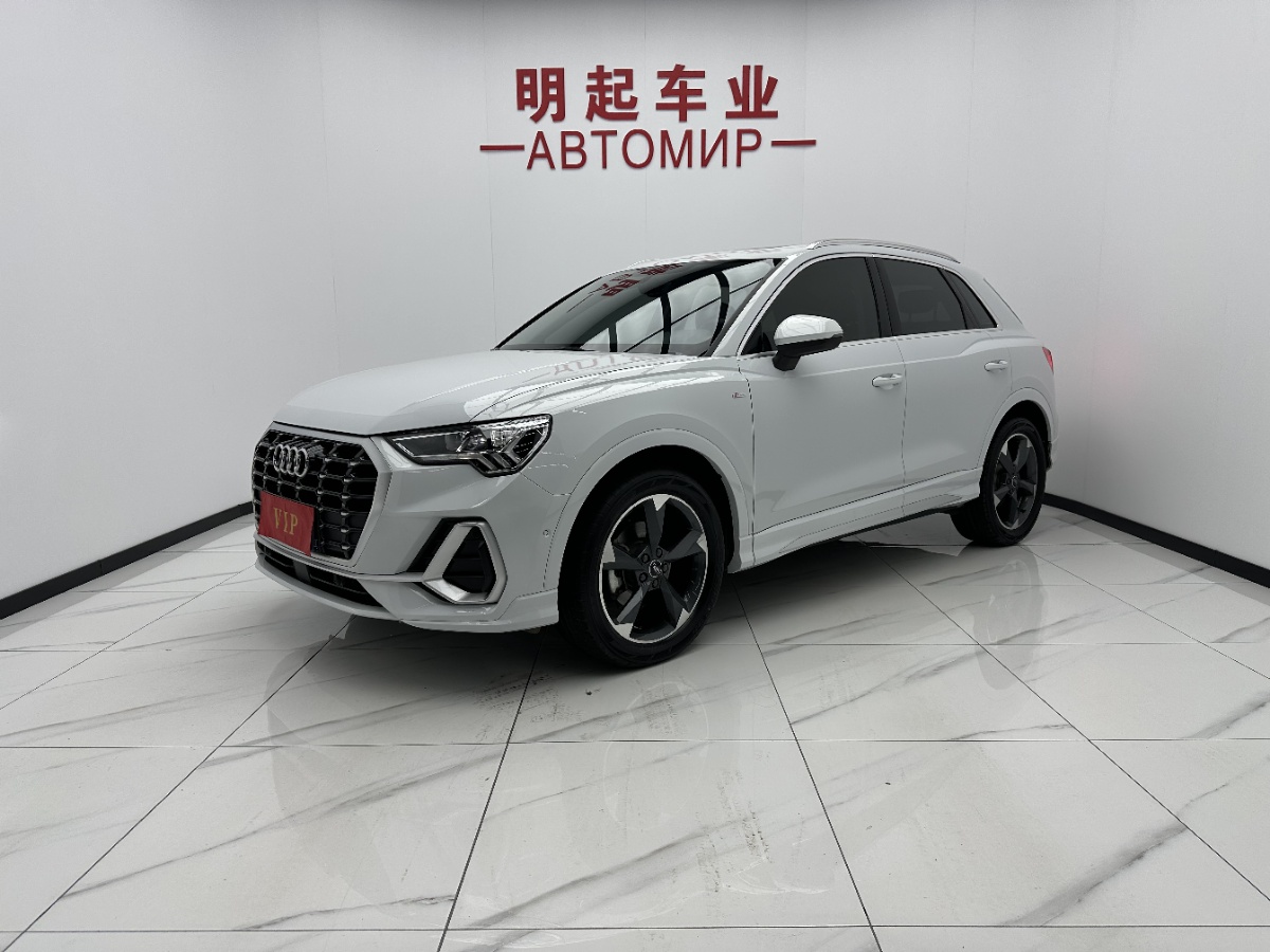 Audi Q3 2022 Audi Q3 2022 car image