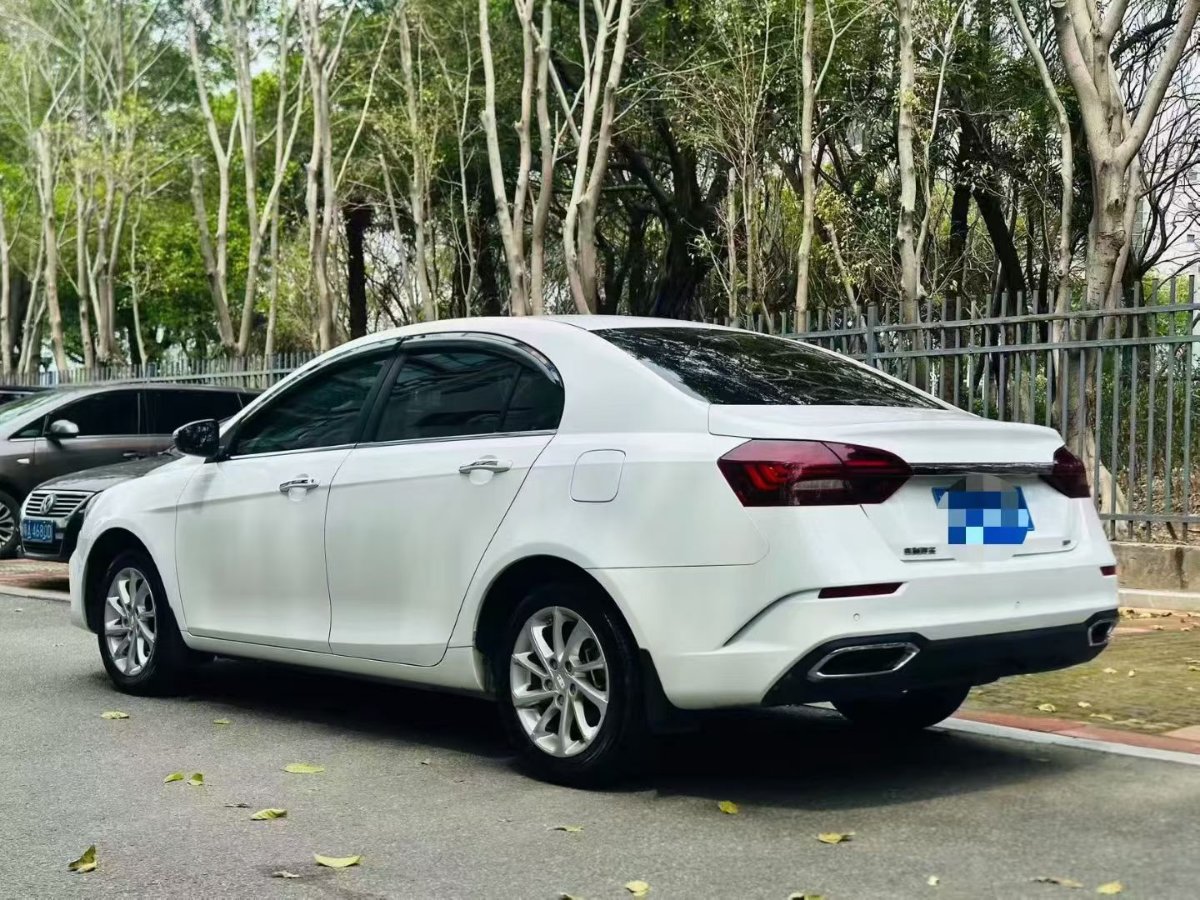 GEELY Emgrand 2021 car image #7