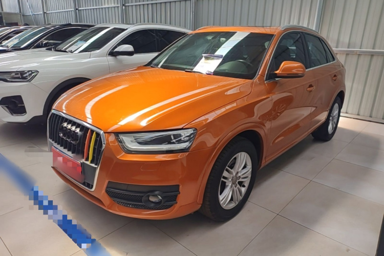 Audi Q3 2015 car image #2