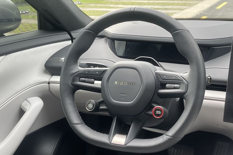MI SU7 2025 car image #13