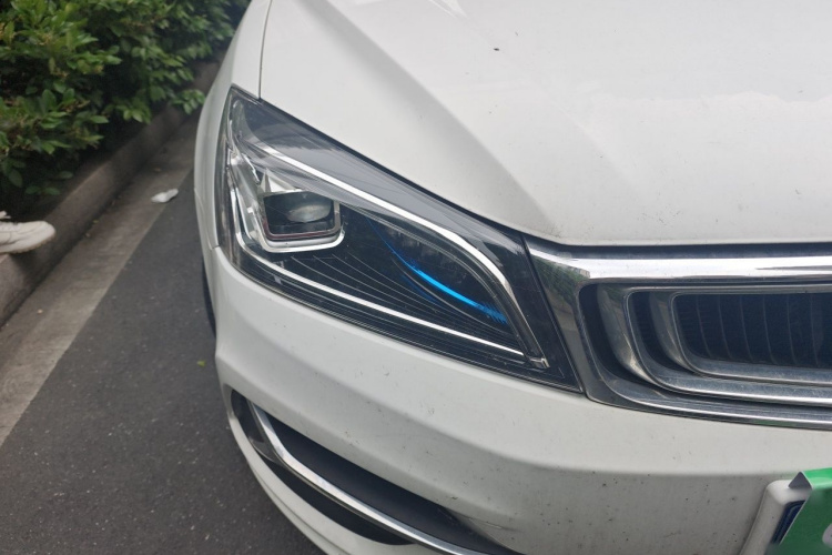 GEELY Emgrand 2020 #8 GEELY Emgrand 2020 car image #8