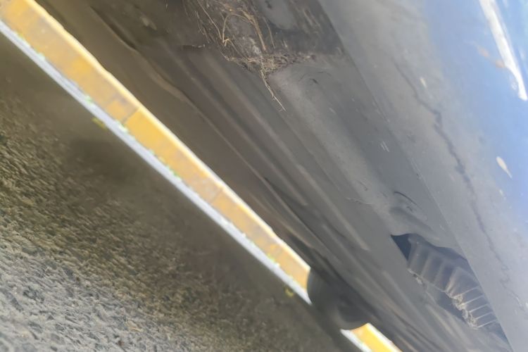 BMW 3 Series 2018 car image #27