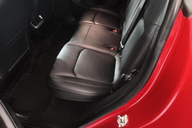 Tesla Model Y 2022 #17 Tesla Model Y 2022 car image #17