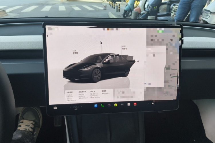 Tesla Model 3 2023 #12 Tesla Model 3 2023 car image #12