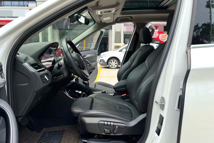 BMW X1 2016 imagen de coche #9