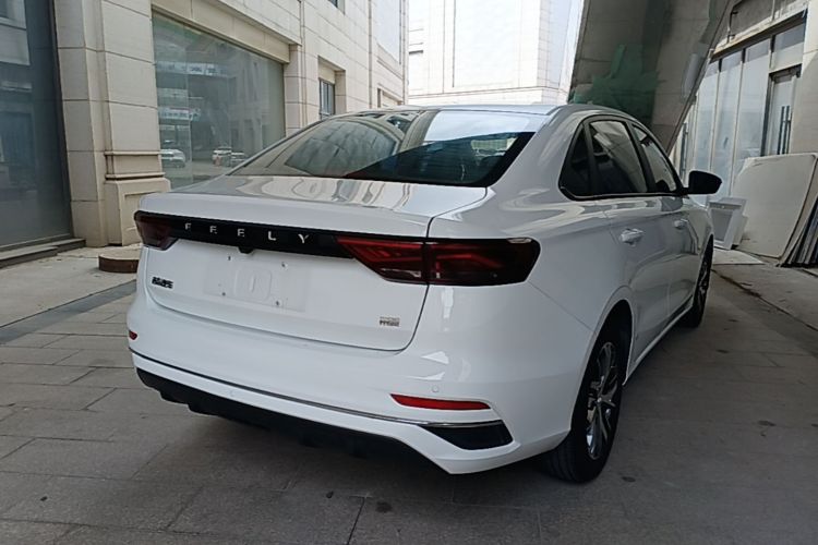 GEELY Emgrand 2024 #5 GEELY Emgrand 2024 car image #5