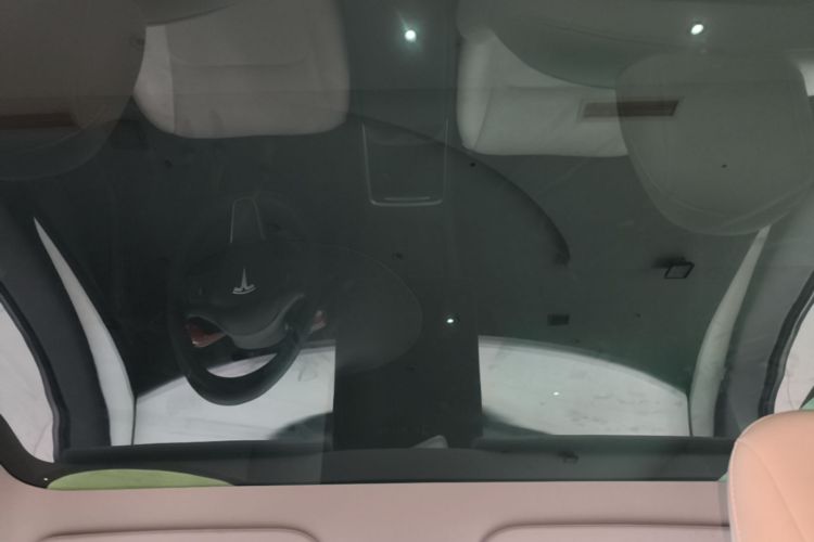 Tesla Model Y 2022 #18 Tesla Model Y 2022 car image #18