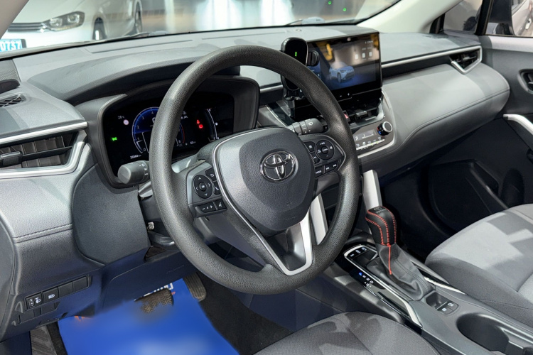 Toyota Frontlander 2024 #10 Toyota Frontlander 2024 car image #10