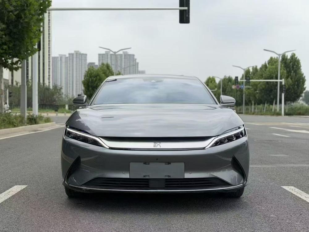 BYD Han 2022 صورة سيارة #2