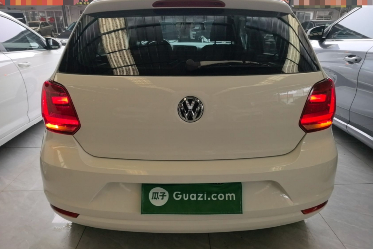 Volkswagen Polo 2017 car image #4