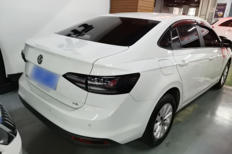 Volkswagen Lavida 2025 car image #5