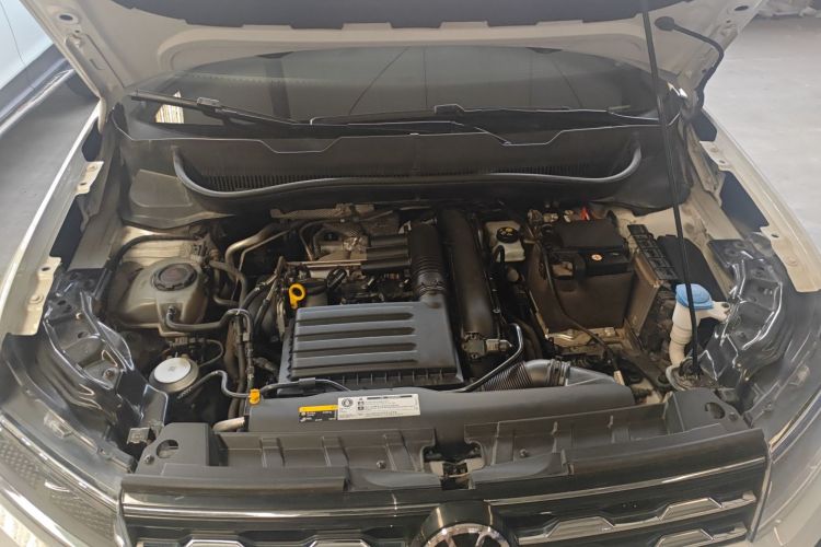 Volkswagen T-Cross 2023 car image #28