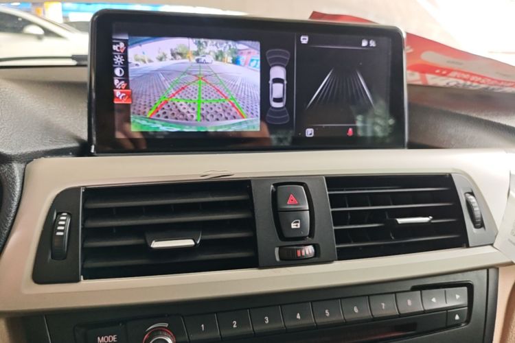 BMW 3 Series 2016 car image #13