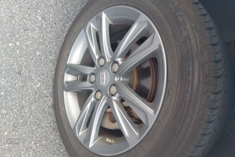 GEELY Emgrand 2017 car image #9