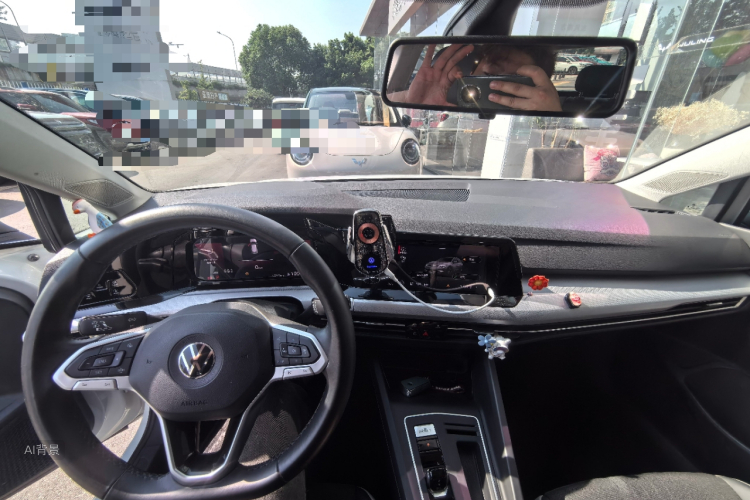 Volkswagen Golf 2021 car image #20