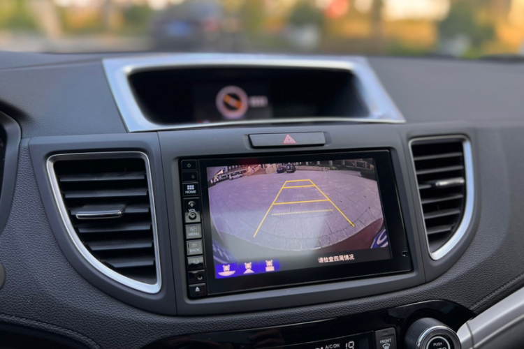 Honda CR-V 2015 #18 Honda CR-V 2015 car image #18