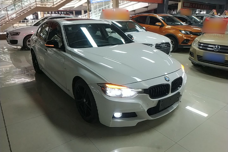 BMW 3 Series 2019 #4 BMW 3 Series 2019 car image #4