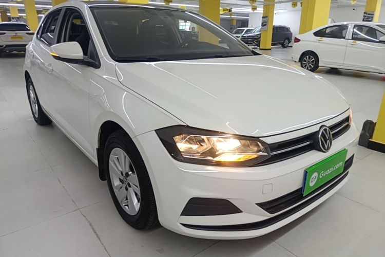 Volkswagen Polo 2021 car image #4