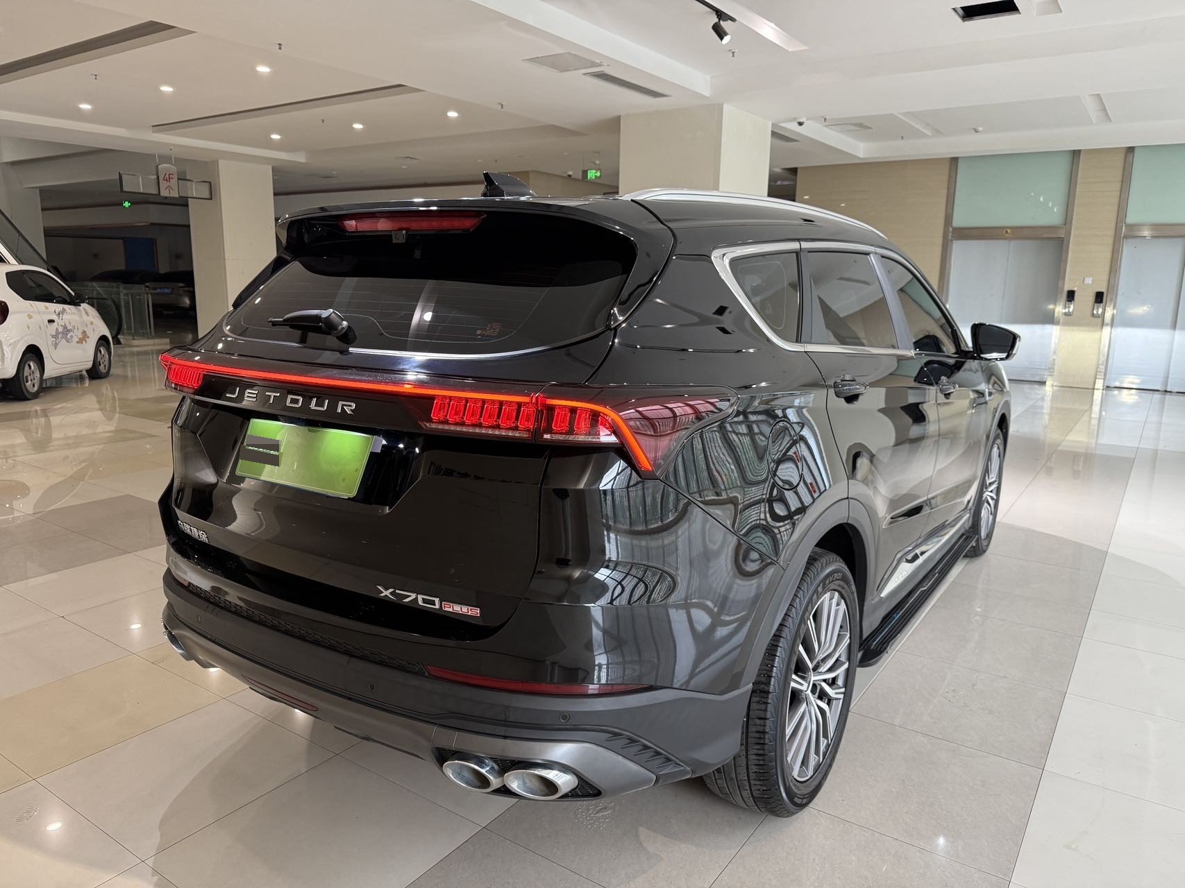 Jetour X70 PLUS 2023 #8 Jetour X70 PLUS 2023 car image #8