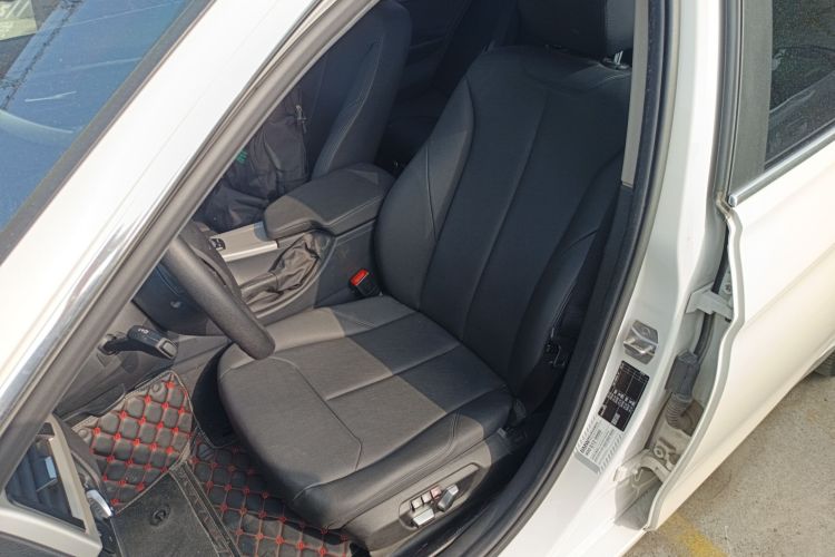 BMW 3 Series 2016 imagen de coche #15