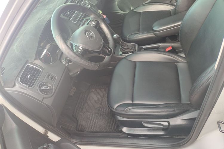 Volkswagen Polo 2017 #19 Volkswagen Polo 2017 car image #19