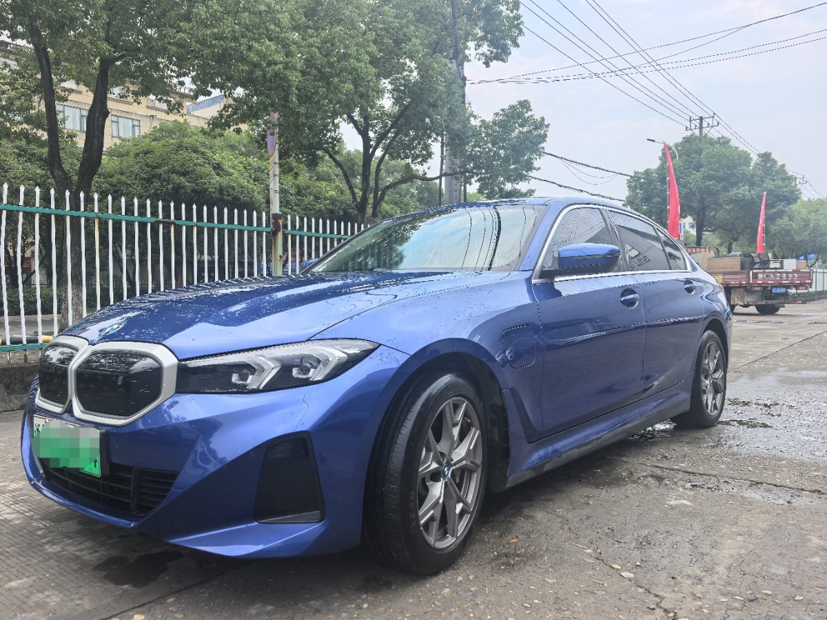 BMW i3 2022 car image 