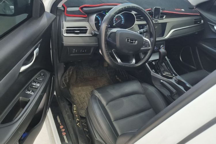 GEELY Emgrand 2022 car image #16