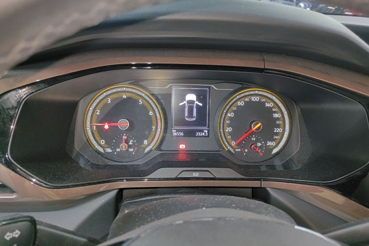 Volkswagen Tharu 2021 car image #12
