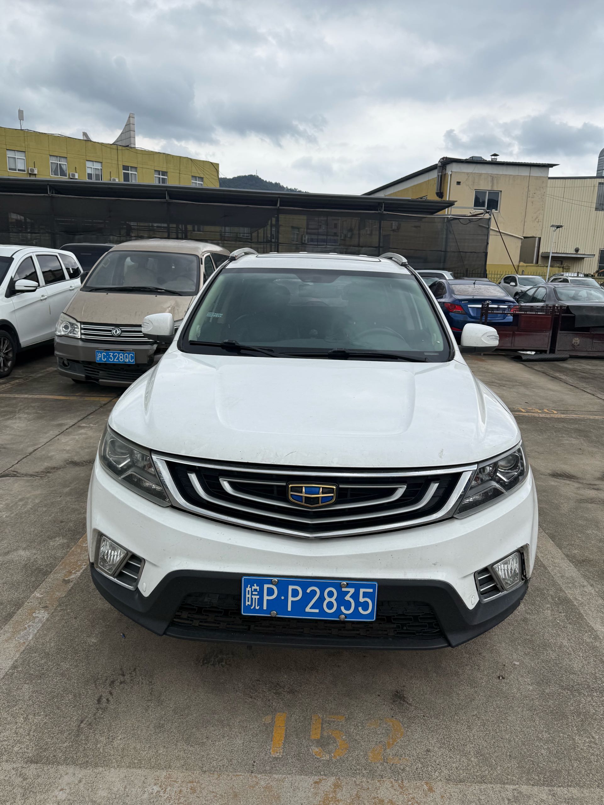 GEELY Vision X6 2017 car image #6