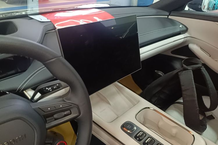 MI SU7 2024 imagem de carro #13