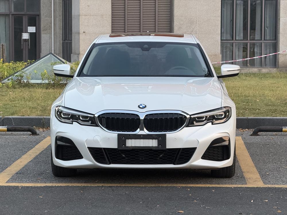 BMW 3 Series 2020 صورة سيارة #2