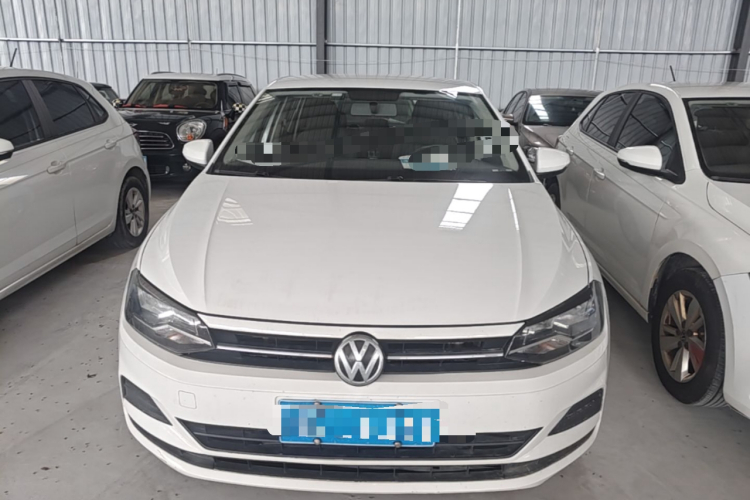 Volkswagen Polo 2023 car image #3