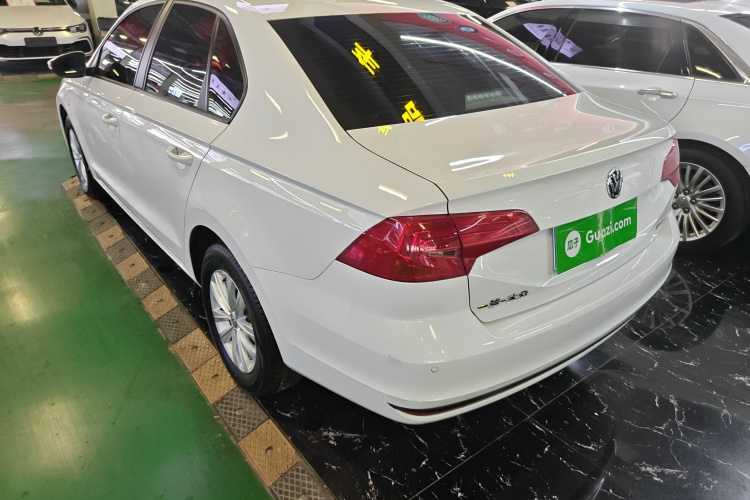 Volkswagen Bora 2018 immagine di auto #7