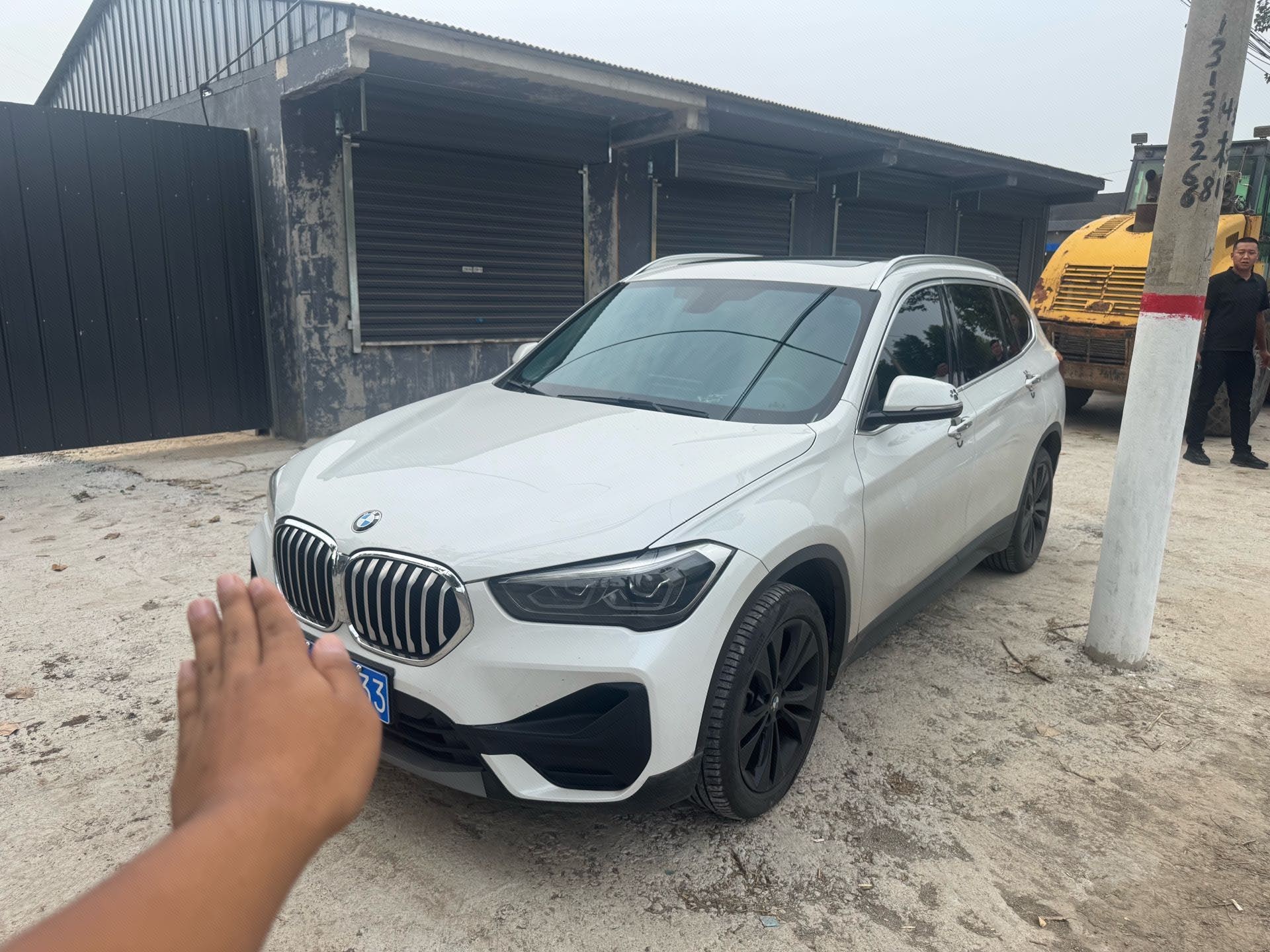 BMW X1 2021 car image 