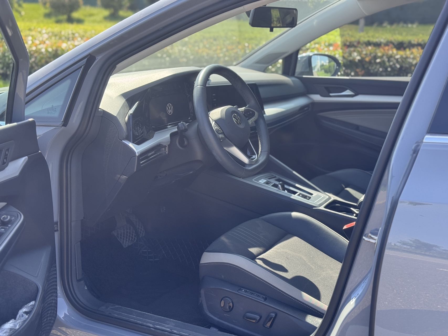 Volkswagen Golf 2023 #5 Volkswagen Golf 2023 car image #5