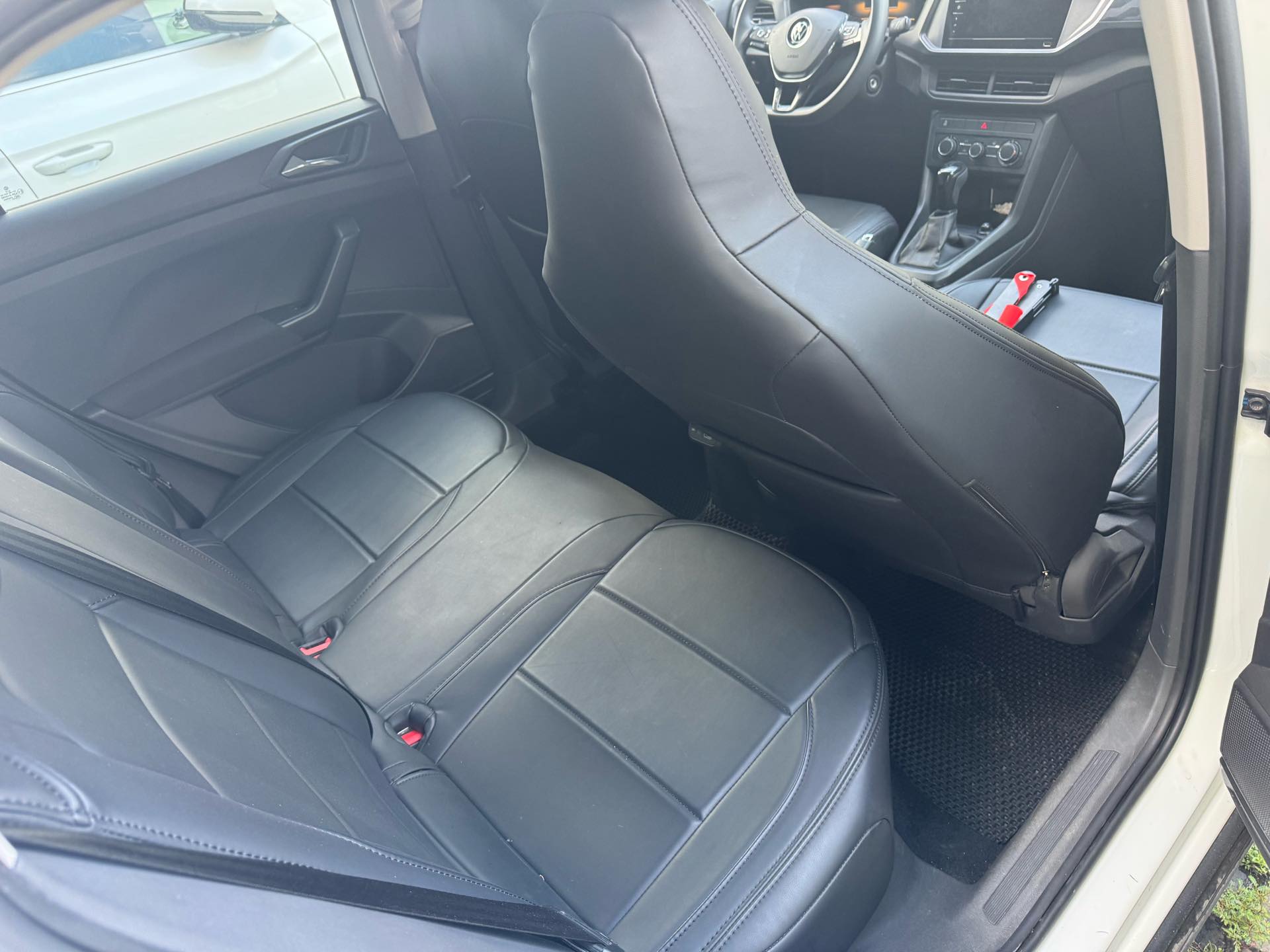 Volkswagen T-Cross 2025 car image #4