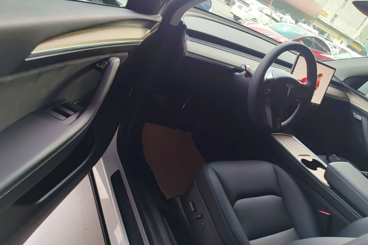 Tesla Model Y 2022 #12 Tesla Model Y 2022 immagine di auto #12