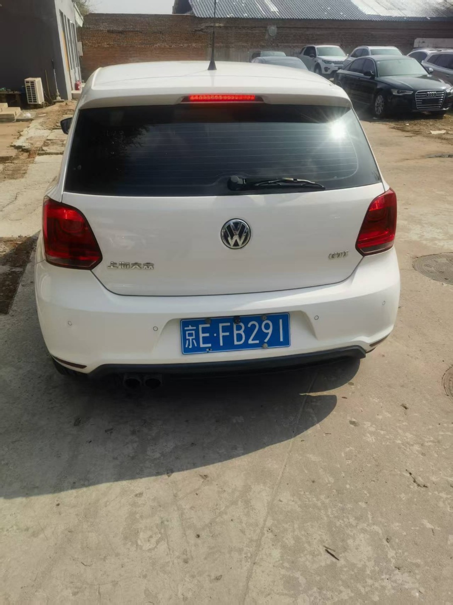 Volkswagen Polo 2014 #3 Volkswagen Polo 2014 car image #3
