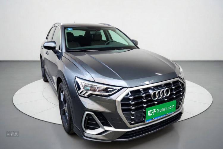 Audi Q3 2020 car image #4